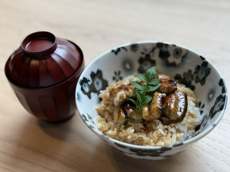 鰻飯　お吸い物（コース一例）