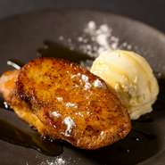 外はカリッと中はふわふわ。絶妙な味わいの『フレンチトースト』