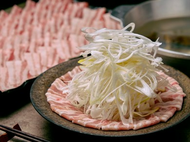 旨みたっぷり！『鹿児島産“茶美豚”しゃぶしゃぶ』