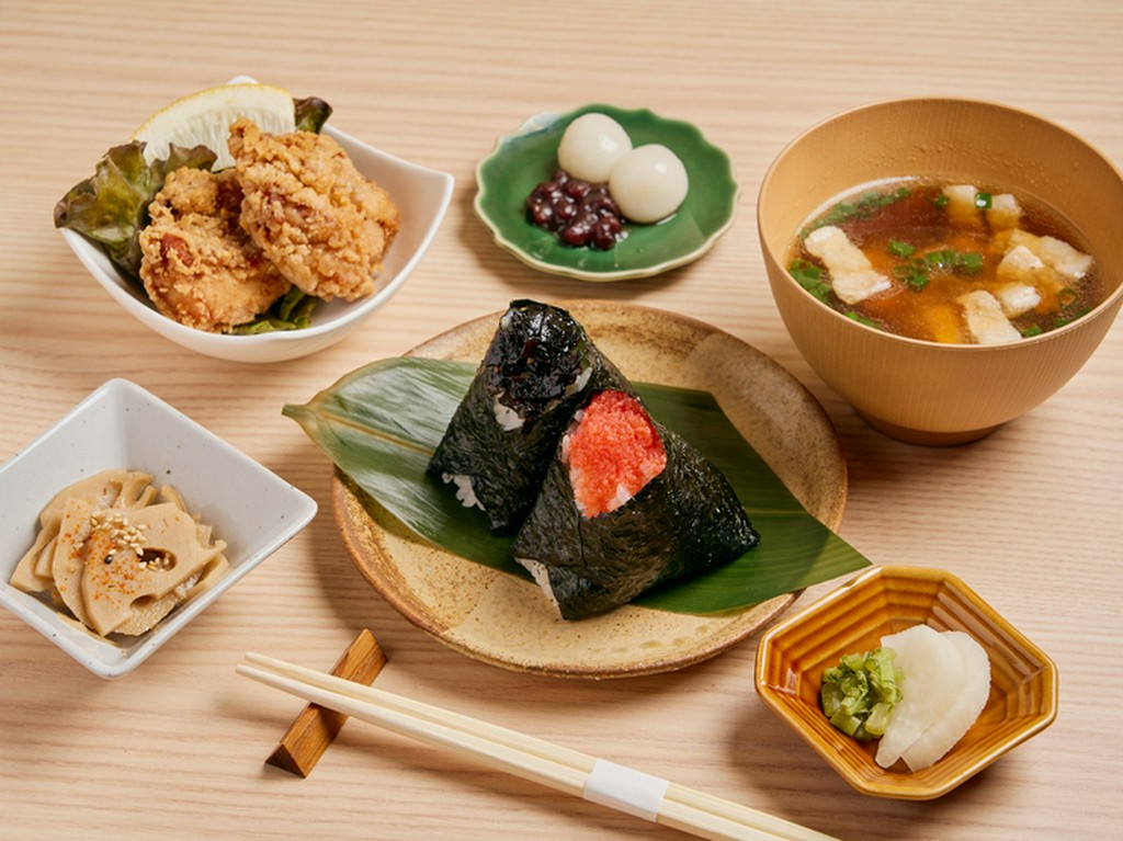 定番おにぎり唐揚げセット