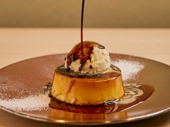 バニラアイスのせ濃厚プリン（エスプレッソ添え）