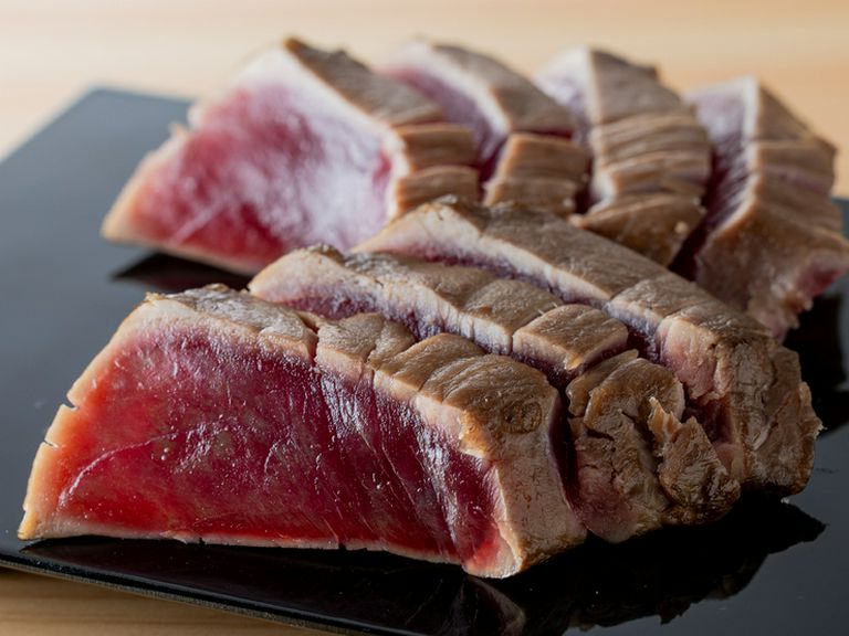 最高級の鮪を使った『藁焼き』のおいしさを体感!