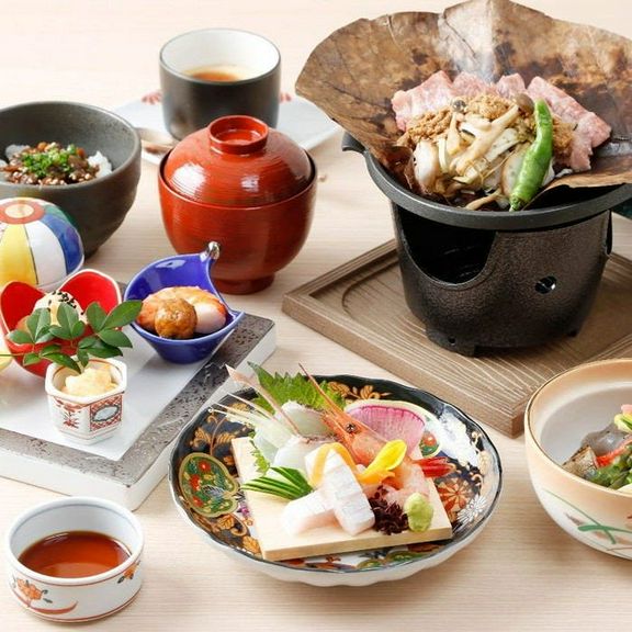 ランチ【全6品7,000円】「A5ランク近江牛」を含む全6品 お昼の豪華会席