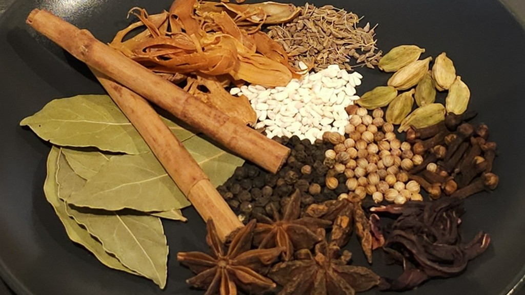 スパイス各種がクラフトコーラにとって、重要な役割を担う