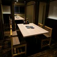 ゆったりとしたお部屋は接待や会社同僚の宴会にぴったりです。