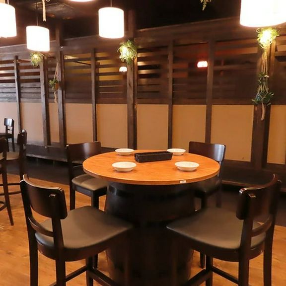 オープン席テーブル