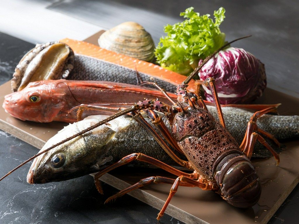 その日出合える逸品はその日限り。全国各地から届く厳選食材