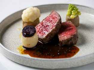 信頼できる生産者から直接仕入れた、良質な食材を使用