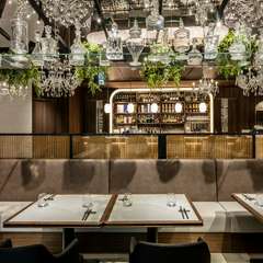 非日常体験に誘う、細部までこだわった独自の世界観