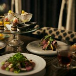 紅茶とお食事を楽しめるプランでございます。
ゆったりとした空間で優雅な時間をお過ごし頂けます。