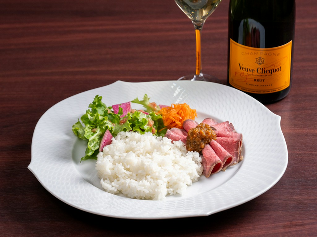 素材一つ一つからこだわった一皿を提供