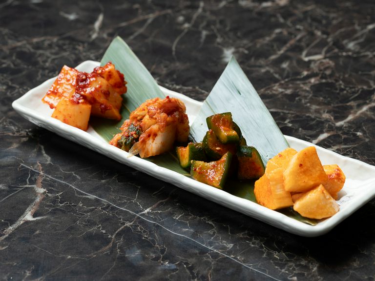 フレッシュな野菜の風味を最大限に生かした自家製『生キムチ四種盛り』