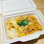 人気の親子丼をオフィスやご家庭でも。
やさしい出汁の味にほっこり。