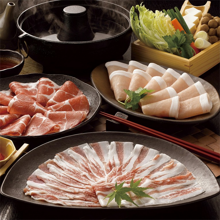 沖縄黒豚しゃぶしゃぶ