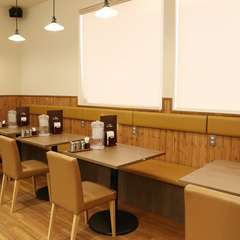 優しい色合いの内装が、心までほっとする空間をつくり出す