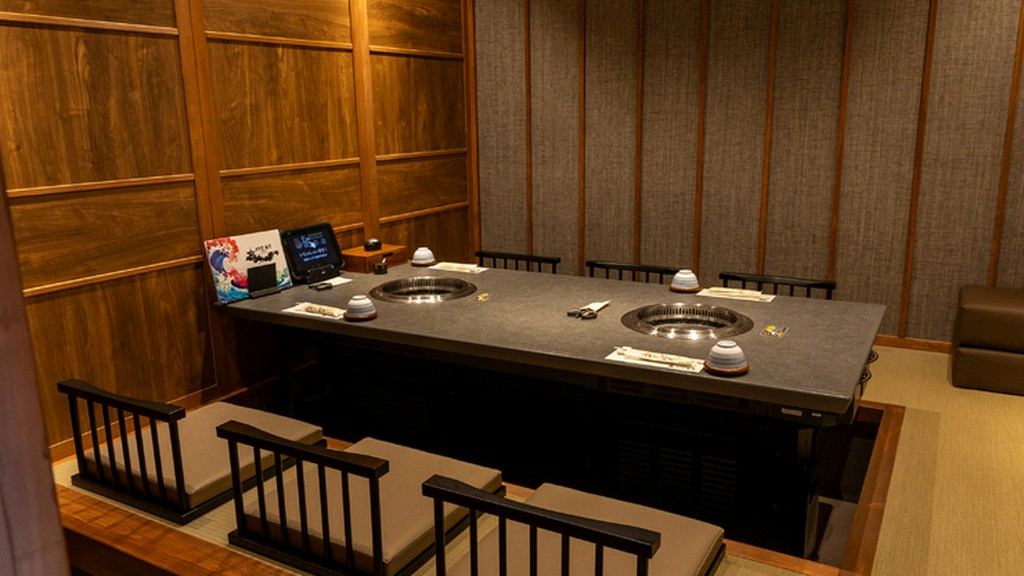 ビジネスの場を華やかに演出するオシャレな空間と美食