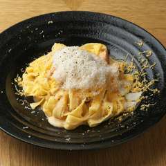 チーズ！チーズ！チーズ！カルボナーラ！