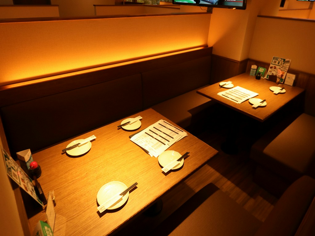 大切な接待にも心強い個室スペース完備