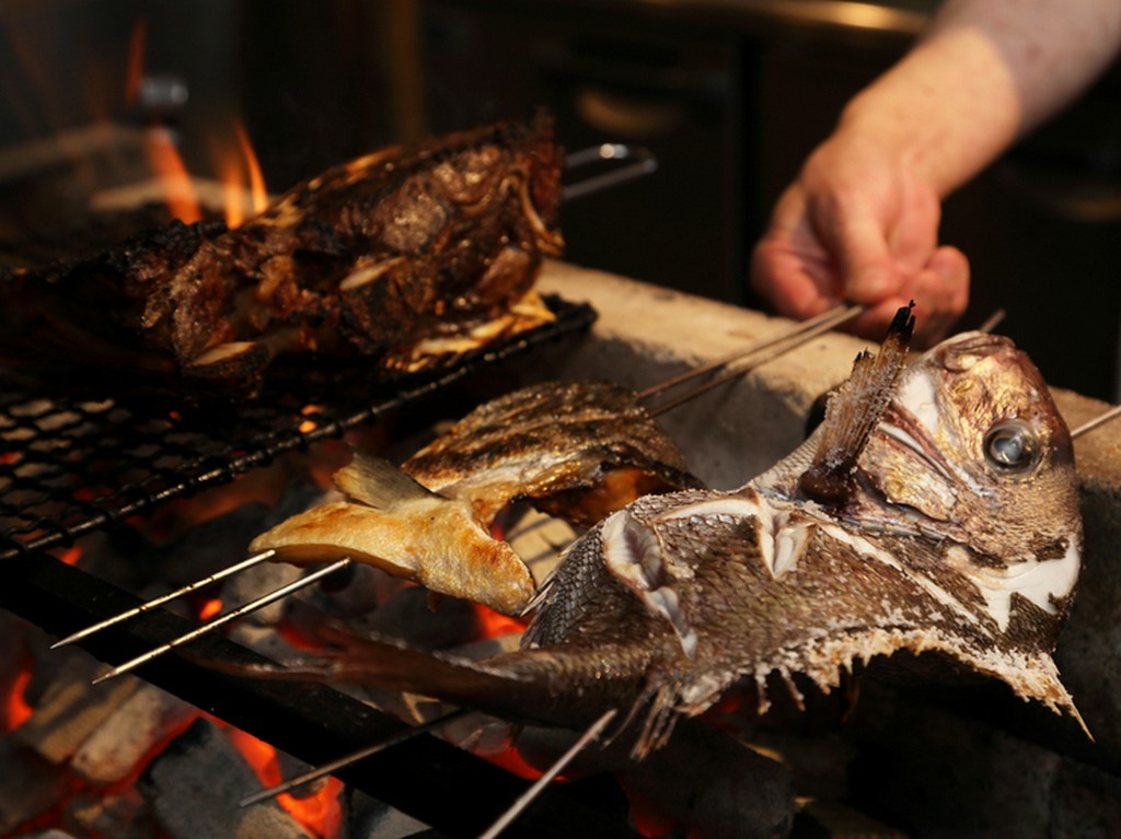 良質な素材を活かした『炭焼き料理』