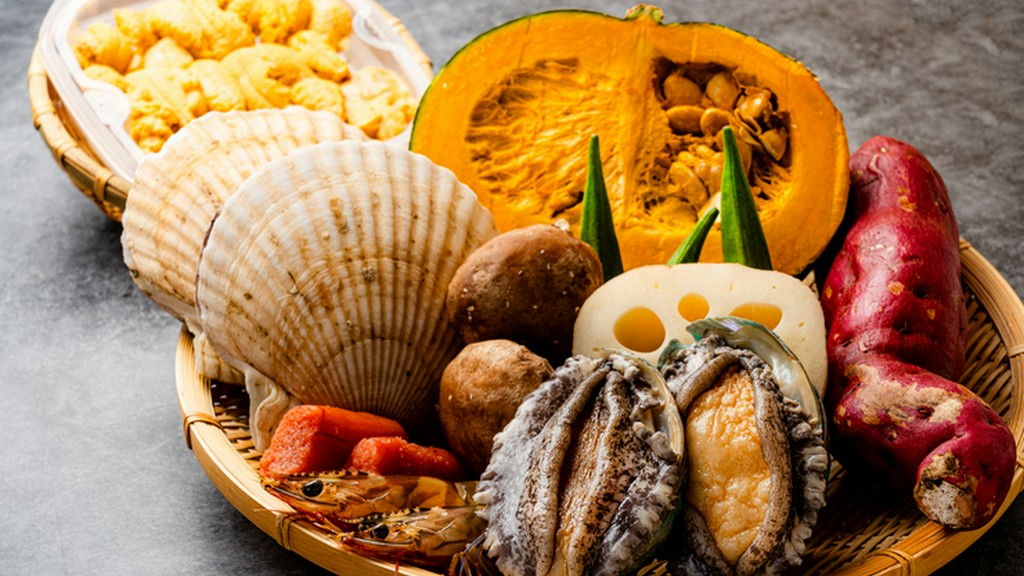 日本の四季を五感に訴える、新鮮な旬の食材を天ぷらに