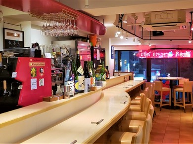 カウンターデビュー！