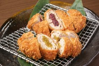 好きなフレーバーをお選びください
●キムカツ130g7種
●鶏キムカツ3種
鶏プレーン・鶏南蛮・鶏生姜味噌
●特選＋400円／枚
●牛キムカツ3種＋800円／枚
牛プレーン・牛マスタード・牛デミグラス