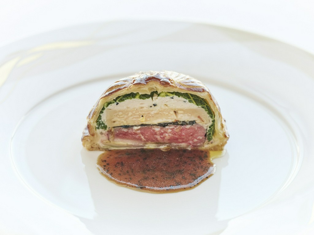 フランスで三つ星を守り続ける名店の料理