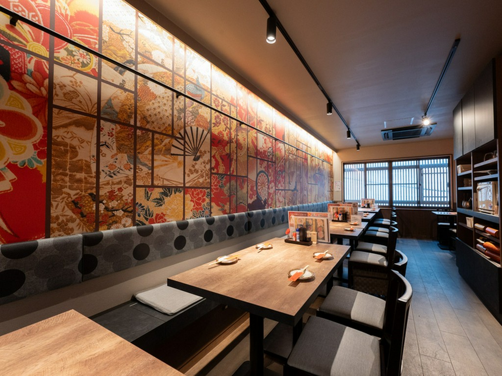 北新地駅前の女子会に。ゆったり羽を伸ばせる場所