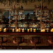 ドラマ撮影等でも使われる自慢のバーカウンター