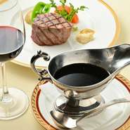 200g 12650円／150g 10120円／100g 7920円