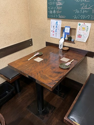 テーブル（2～4名席）