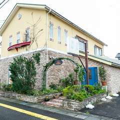 ヘルシー志向が高い方にも好評なピッツァや料理を堪能