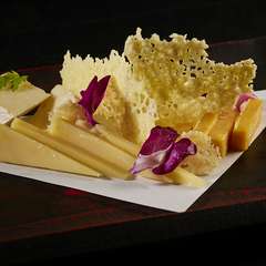 チーズ盛り合わせ