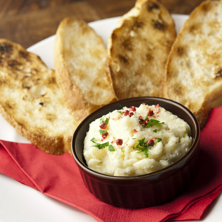 ヴェネツィア名物！たらのマンテカート