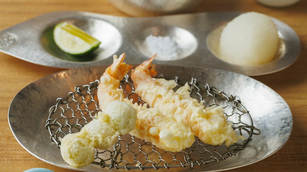 旬の幸を紅花油のみで揚げる“旨みと軽さ”の関西風天ぷらで魅了