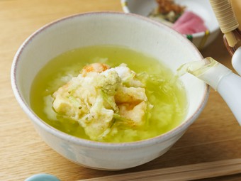 天ぷら好きも大絶賛の〆の名物。さっぱりおいしい『天茶漬け』