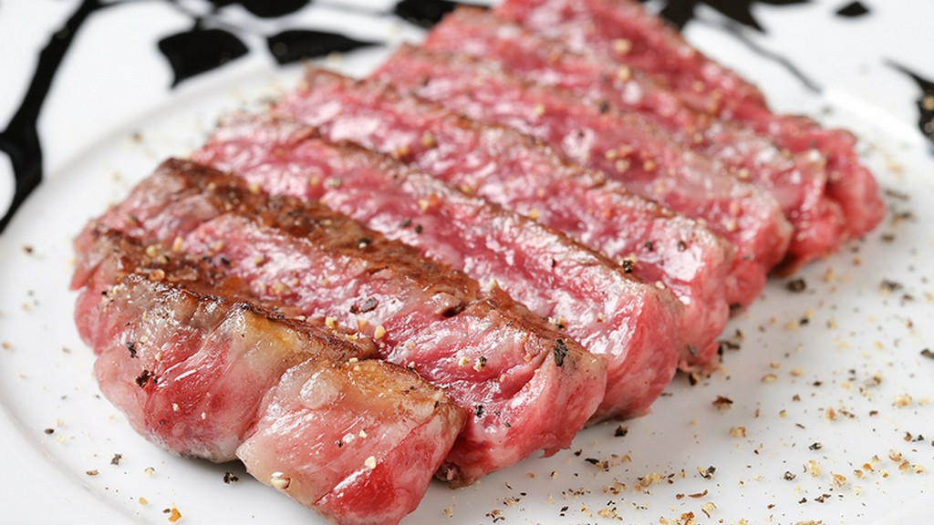 スタッフが目の前で焼き上げる、こだわりの逸品『一本焼き』　一例