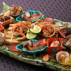 日本各地の旬魚介、京野菜、黒毛和牛など多彩な上質食材が集う
