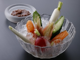 新鮮野菜で彩る和の食卓。厳選野菜料理も充実のラインナップ
