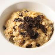 名物！トリュフ＆ポルチーニの2大キノコのクリームリゾット