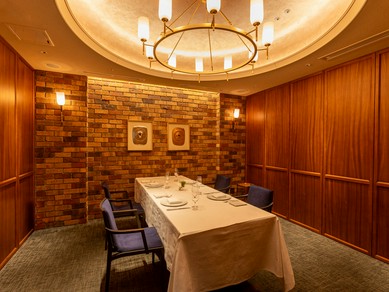 上質な食と洗練された空間は、ビジネスシーンにも活躍