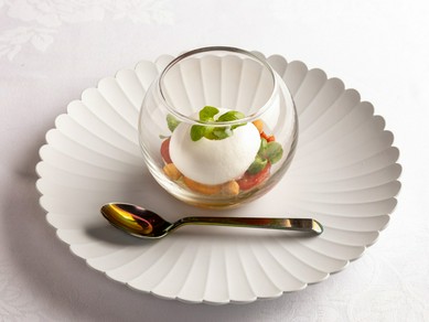 一掬いごとに溢れる幸せ。シグネチャーディッシュ『フォンタナカプレーゼ』