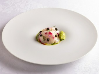 季節の恵みたちと紡ぐ『前菜』