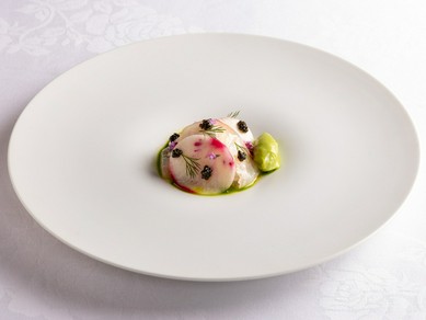 季節の恵みたちと紡ぐ『前菜』