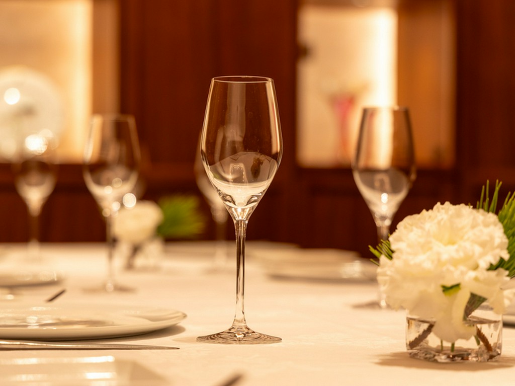  コース料理にあわせてご提案するドリンクのペアリングコース