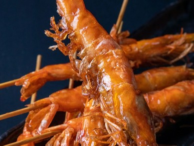 揚げたて食感とソフトシェルならではの食べやすさに大満足『バリバリ海老串』