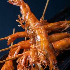 揚げたて食感とソフトシェルならではの食べやすさに大満足『バリバリ海老串』