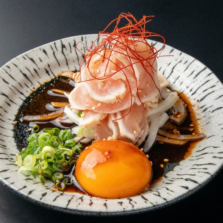 鹿児島県知覧から届けられる「味なとり」を使用した『知覧直送！柔らかユッケ』