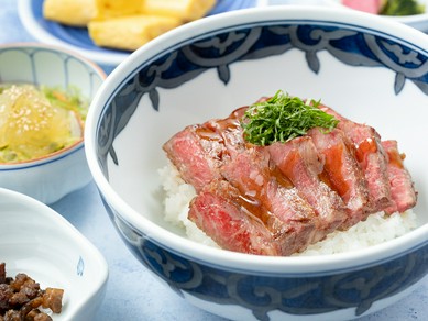 さざんかステーキ丼
