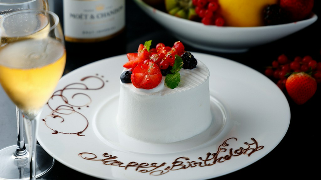 記念日利用には、メッセージ付きケーキの用意も可能『メッセージ付きオリジナルケーキ』